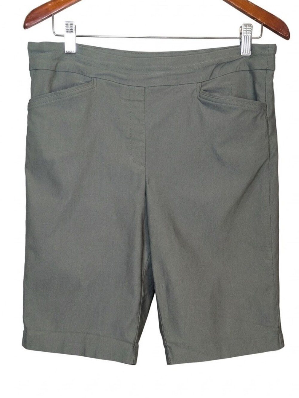 Tribal Pull On Stretch Bermuda Shorts Womens Size 14 Comfort Sage Olive Green